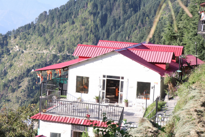 private-room-in-dalhousie-tour-package-for-couple-big-3
